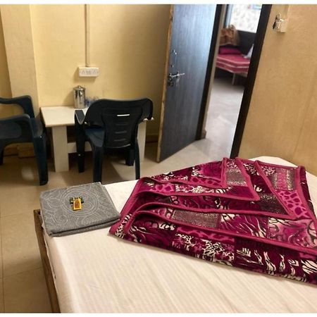 Hotel Mahakal Vishram, اوجاين المظهر الخارجي الصورة