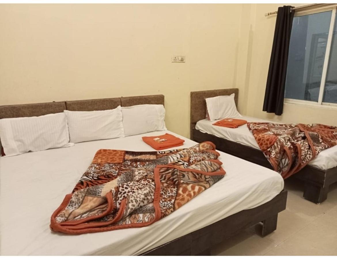 Hotel Mahakal Vishram, اوجاين المظهر الخارجي الصورة