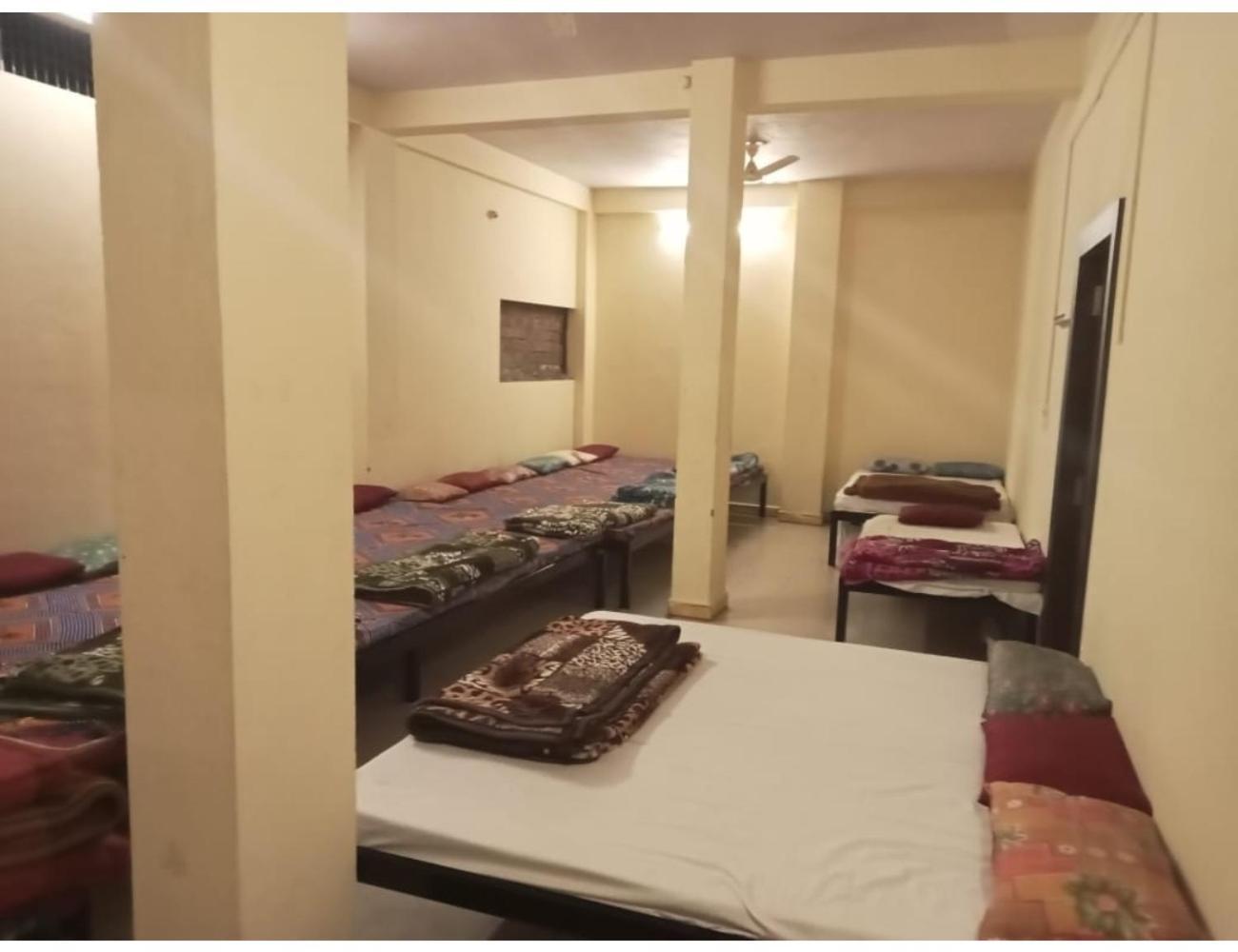 Hotel Mahakal Vishram, اوجاين المظهر الخارجي الصورة